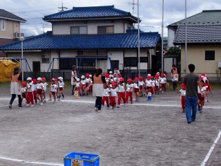 画像：ミニ運動会と誕生会がありました！